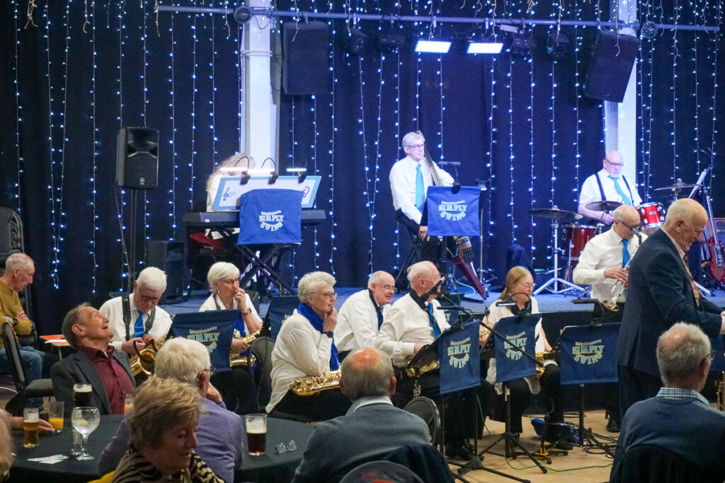 Simply Swing in performance