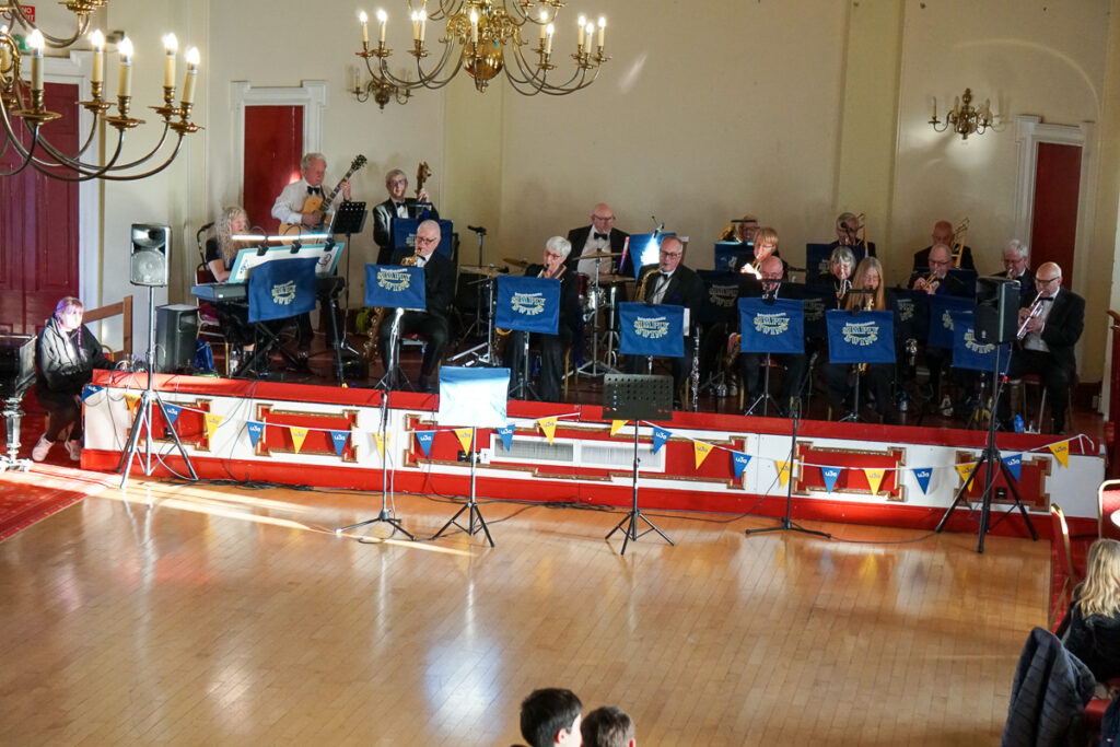 Simply Swing in performance